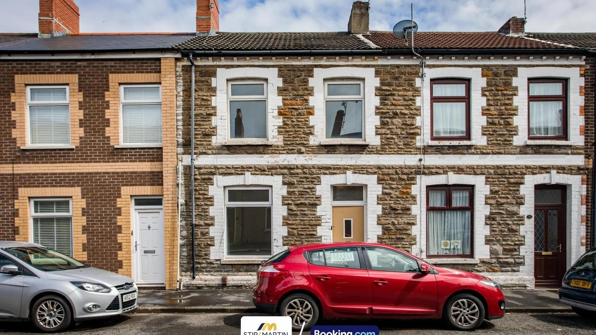 2 Bed Apartment By Stirkmartin Stays Short Lets & Serviced Accommodation Cardiff With Free Parking & 7Mins To City Centre