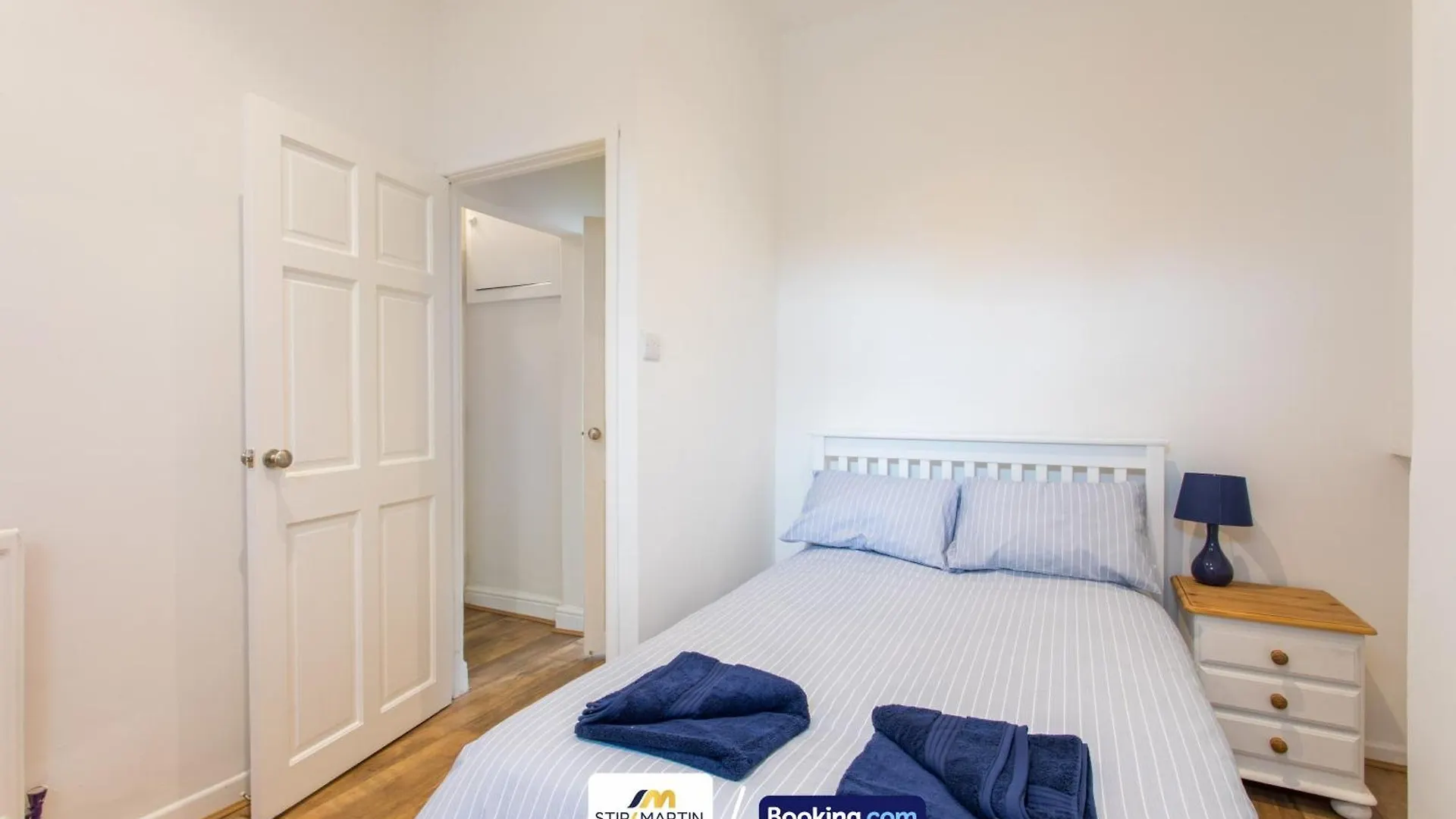 2 Bed Apartment By Stirkmartin Stays Short Lets & Serviced Accommodation Cardiff With Free Parking & 7Mins To City Centre